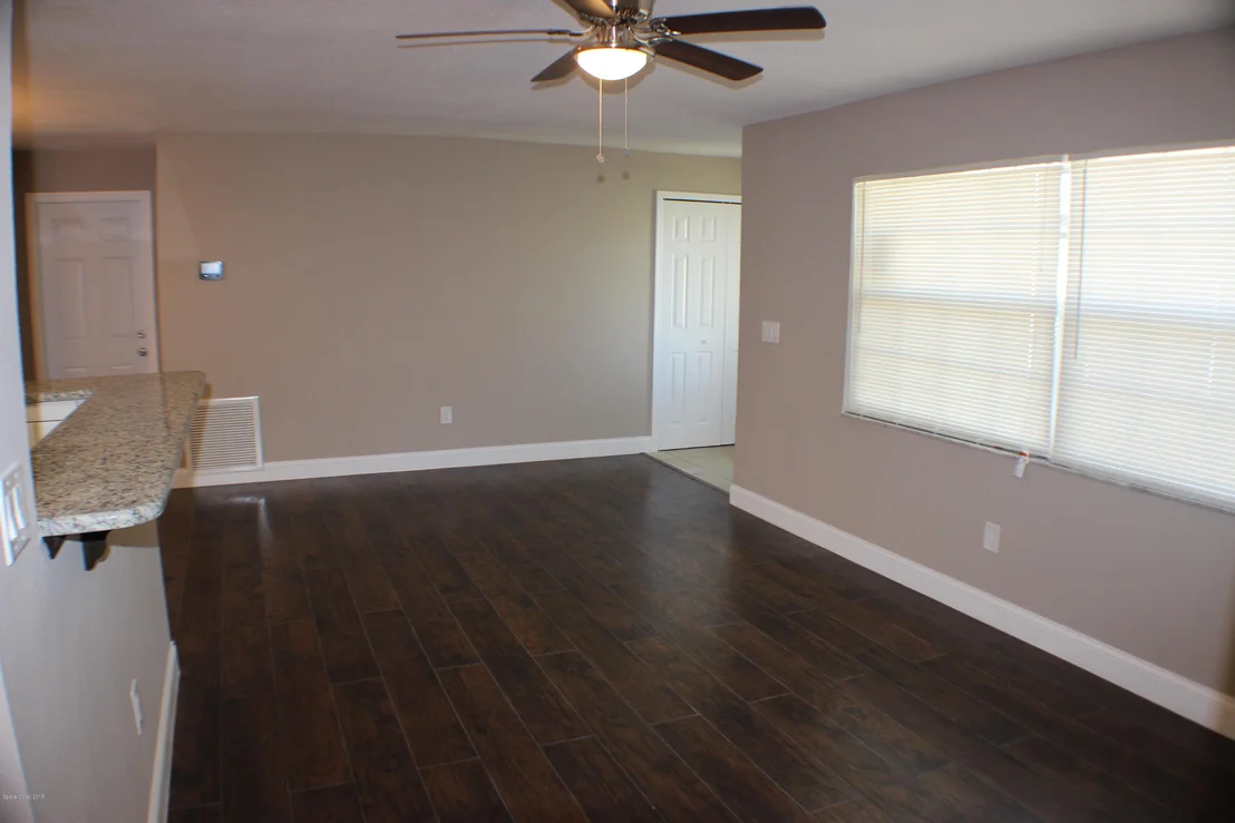 Photo of 711 Amor Drive