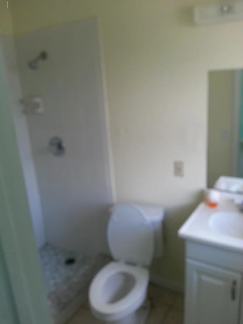 Photo of 915 Hall Street