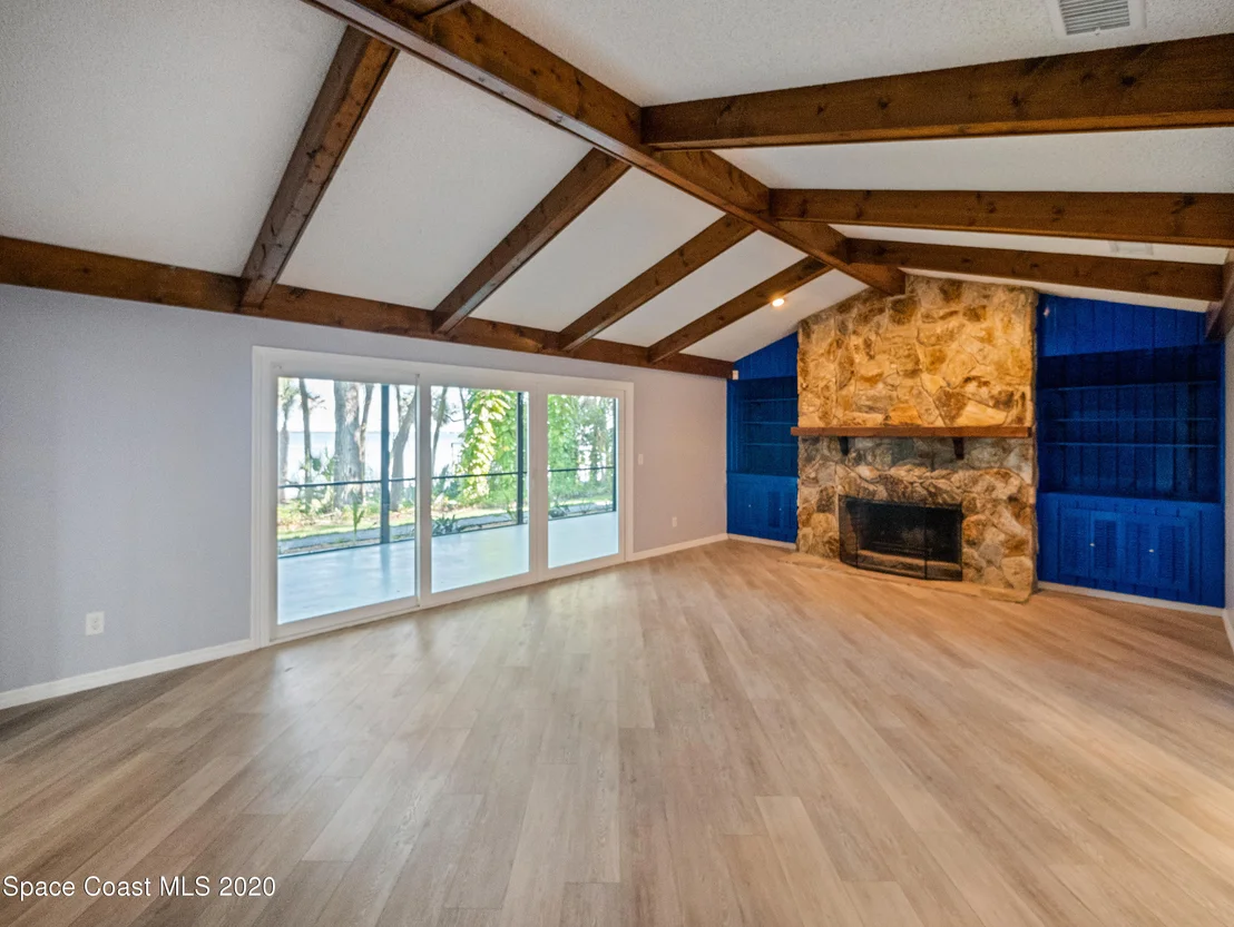 Photo of 5420 Edgewater Court