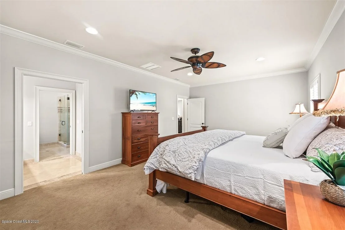 Photo of 437 Oriole Lane