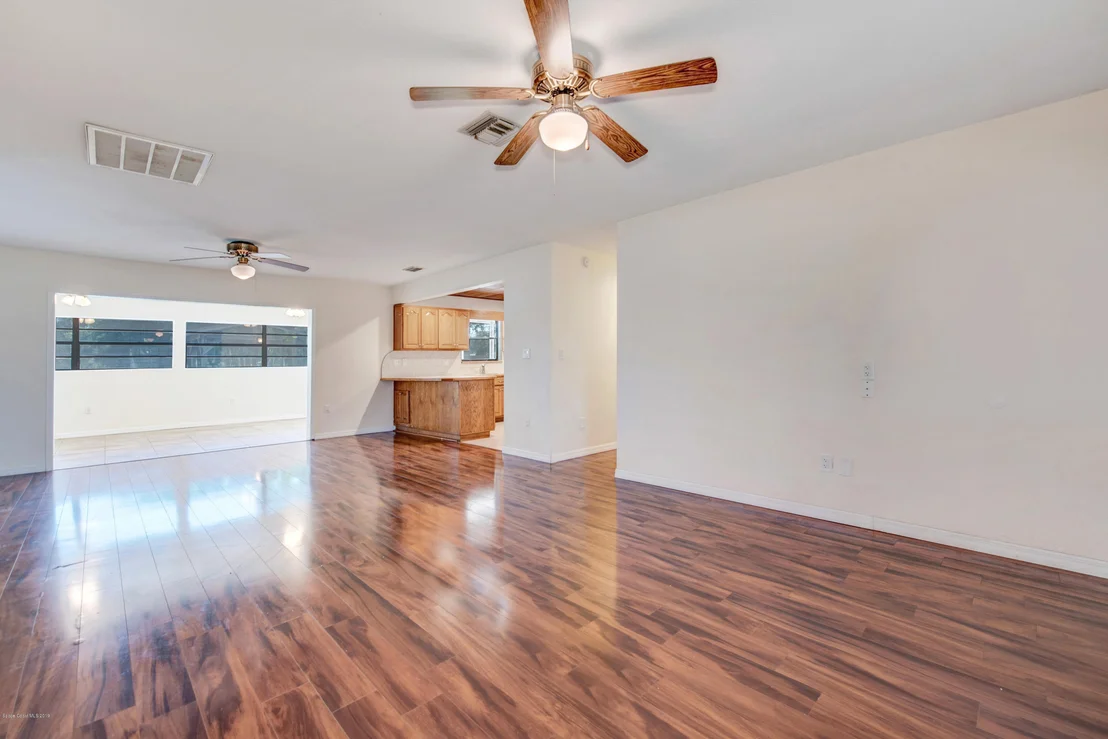 Photo of 1550 Creel Road NE