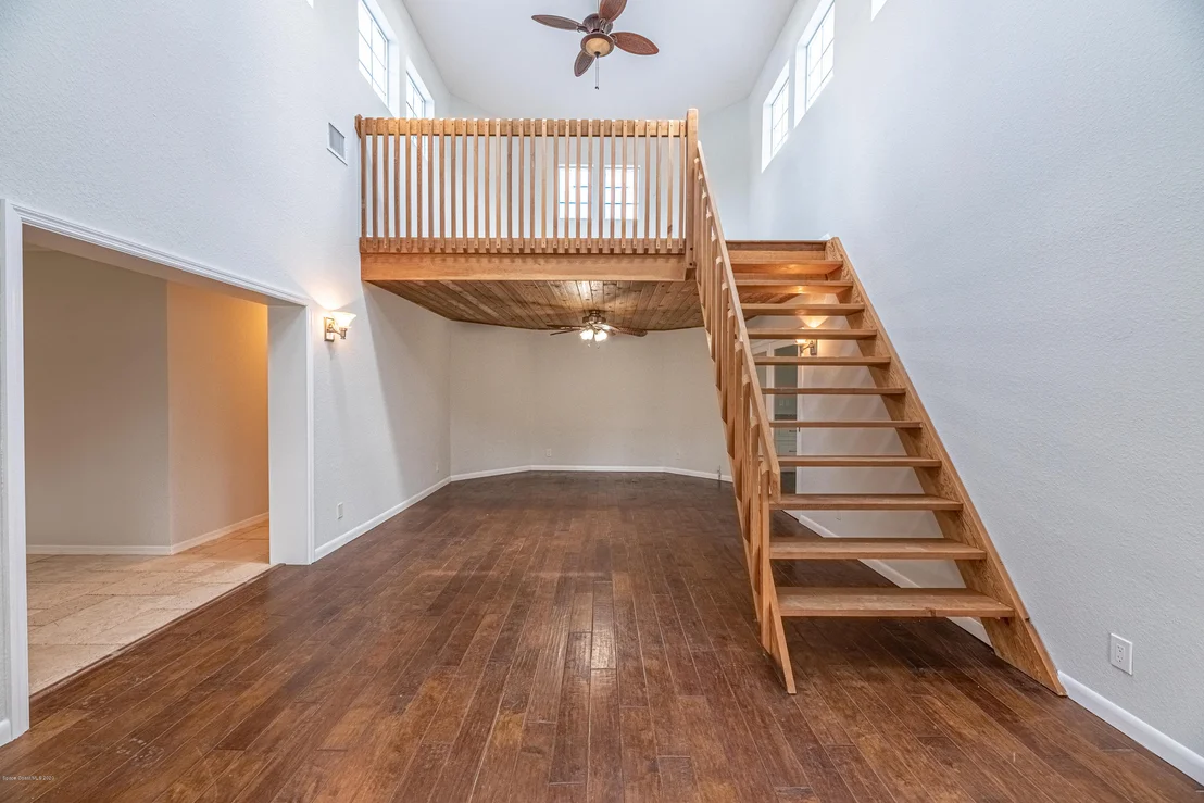 Photo of 4300 Pinewood Road
