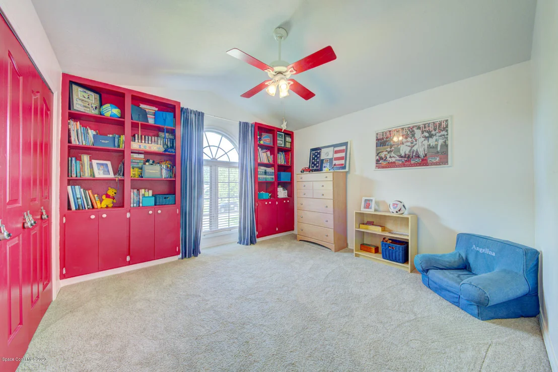 Photo of 2164 Royal Oaks Drive