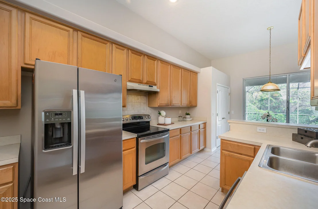 Photo of 976 Wimbledon Drive