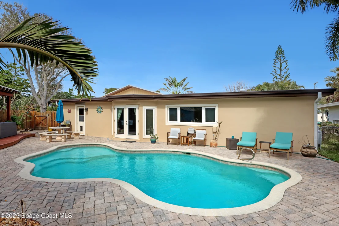 Photo of 54 W Bay Drive