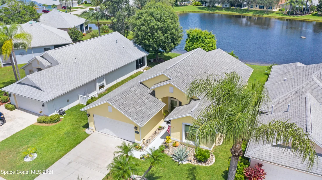 Photo of 2589 Addington Circle