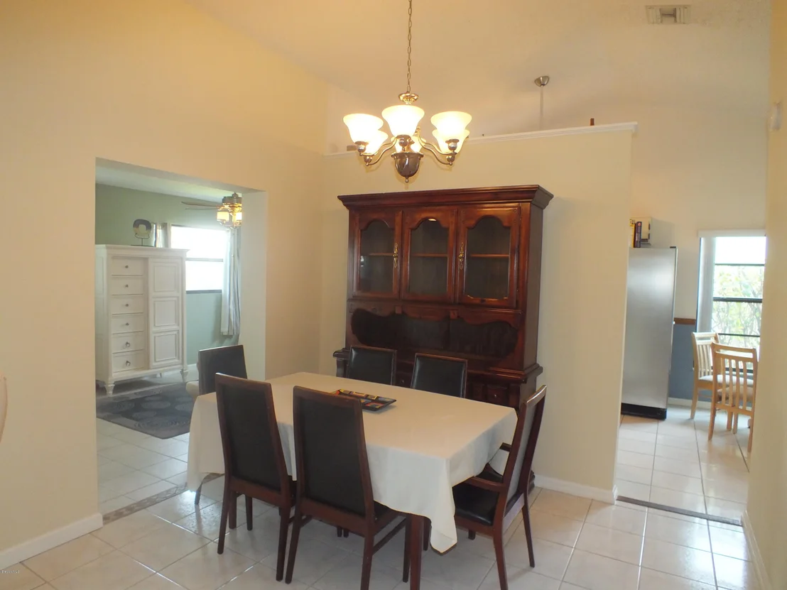 Photo of 880 Yorktowne Drive