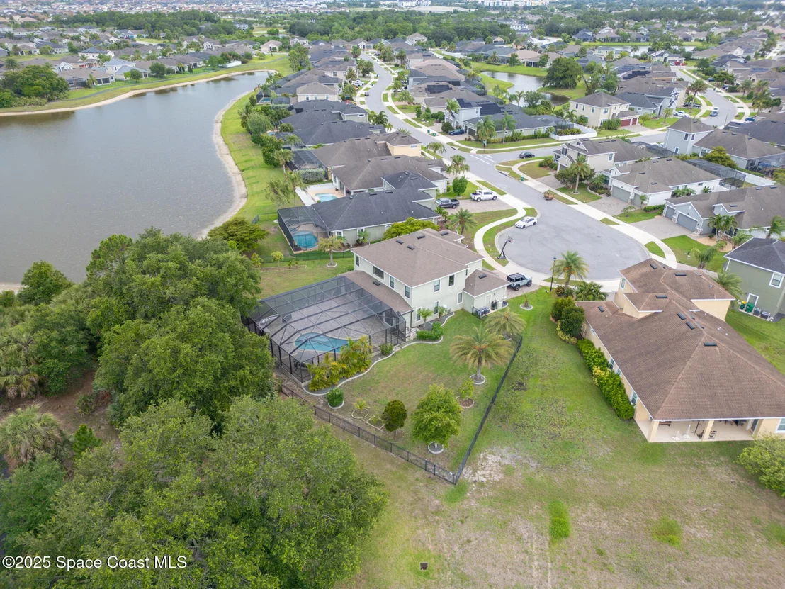 Photo of 7914 Creshire Court