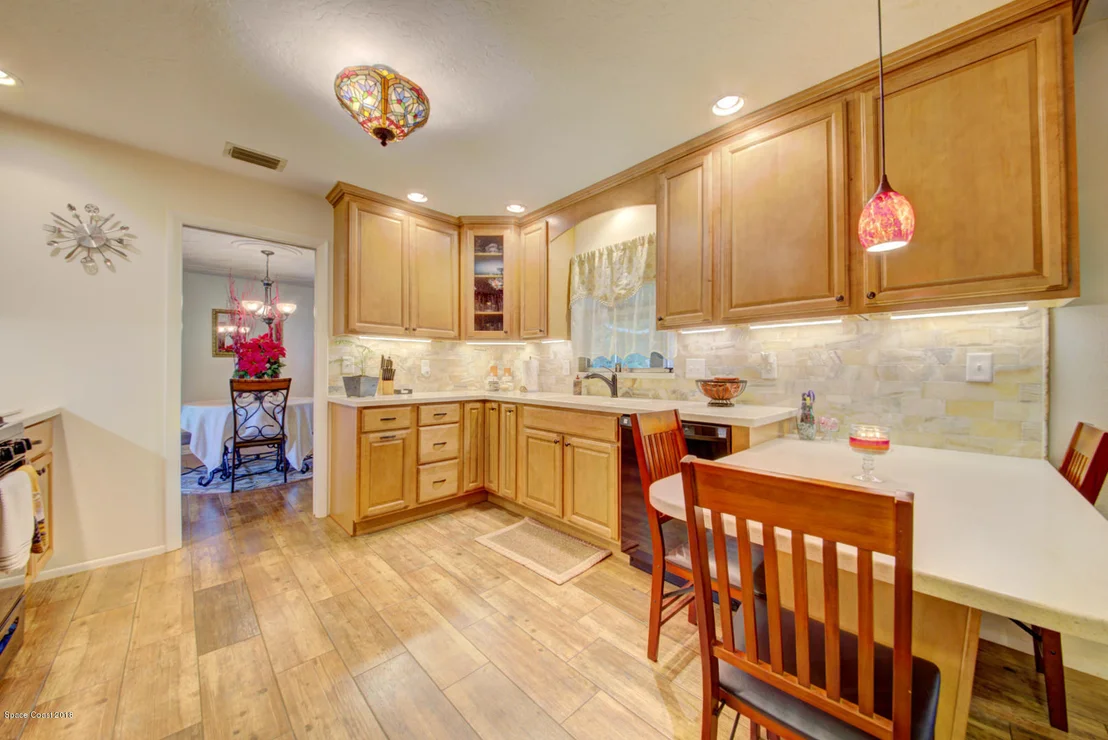 Photo of 1030 Sunswept Road NE