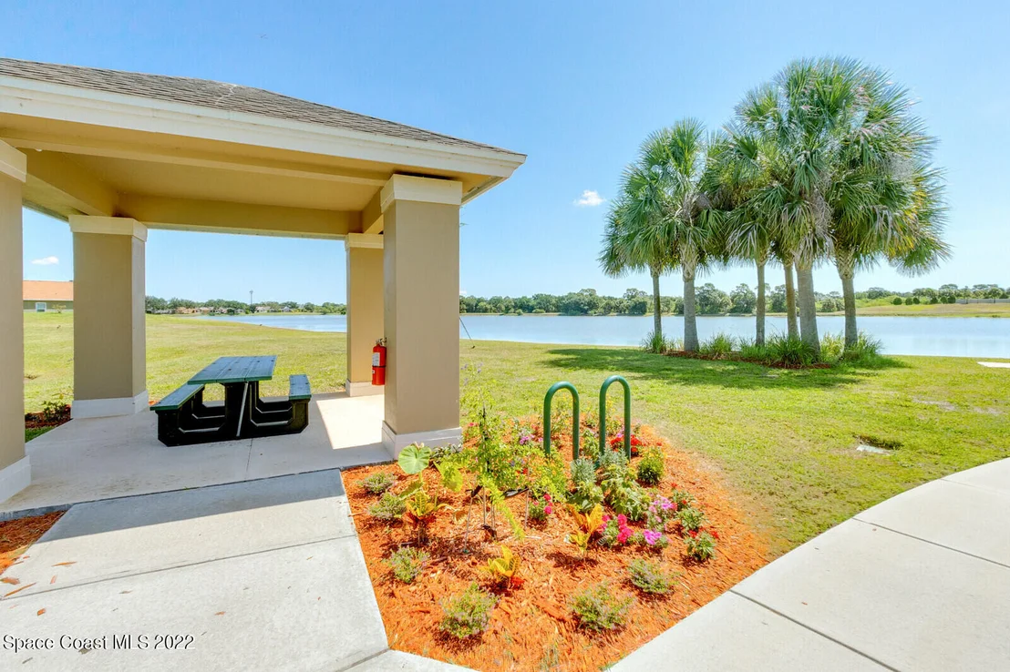Photo of 8182 Strom Park Drive