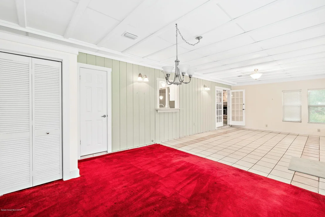Photo of 1808 Live Oak Drive N