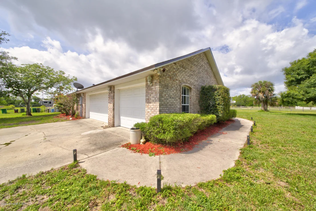 Photo of 3465 Maebert Road