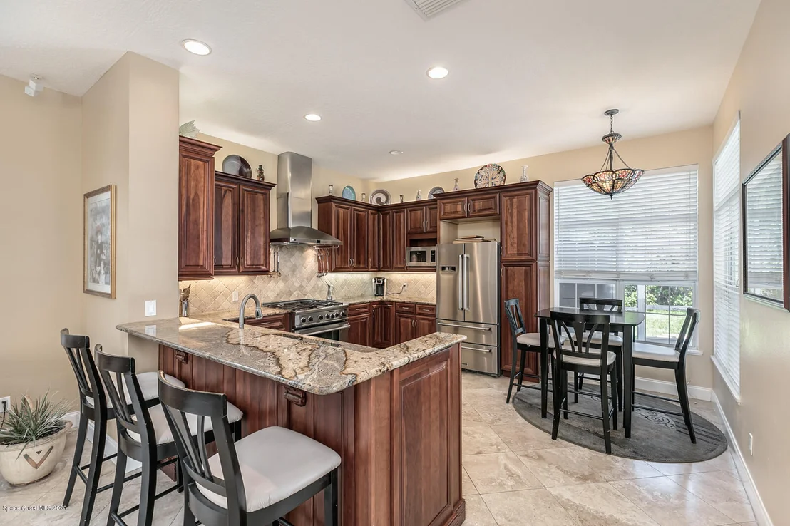 Photo of 4435 Canard Road