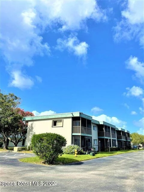 Photo of Unit 113 at 3001 Thrush Drive