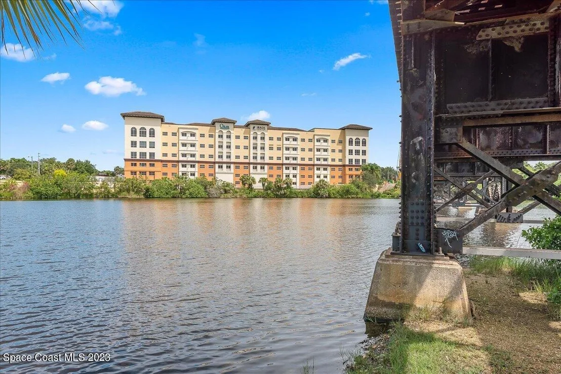 Photo of 1616 Vista Lake Circle