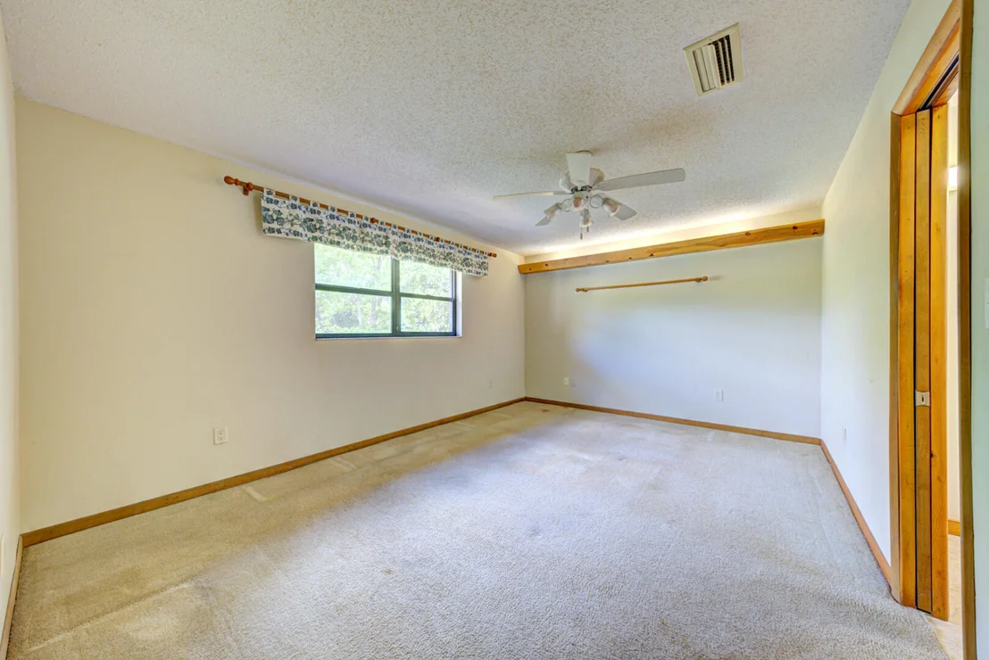 Photo of 4885 Rayburn Road