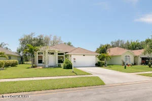 Photo of 829 Tavernier Circle NE