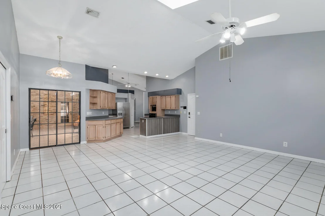 Photo of 7948 Timberlake Drive