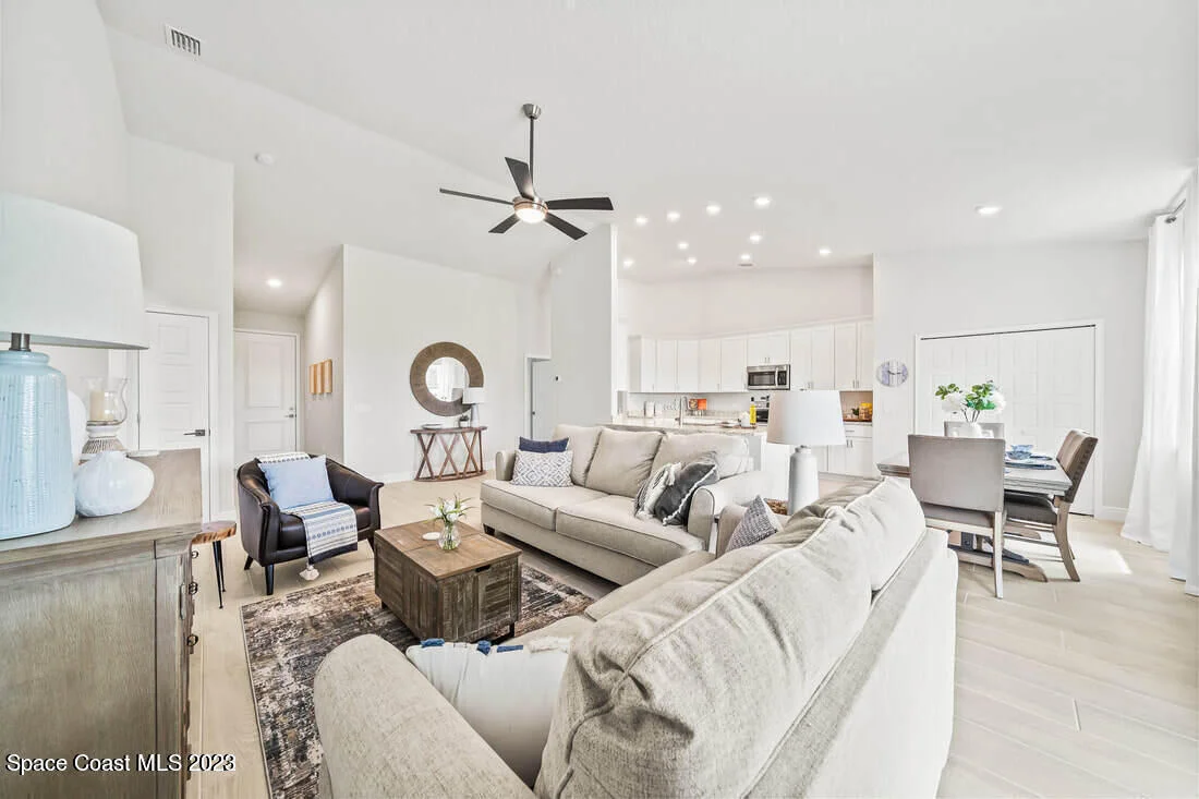 Photo of 1545 Anson Road