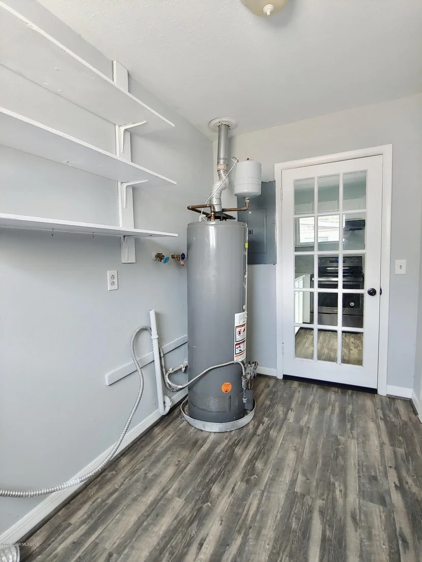 Photo of 1281 Estridge Drive