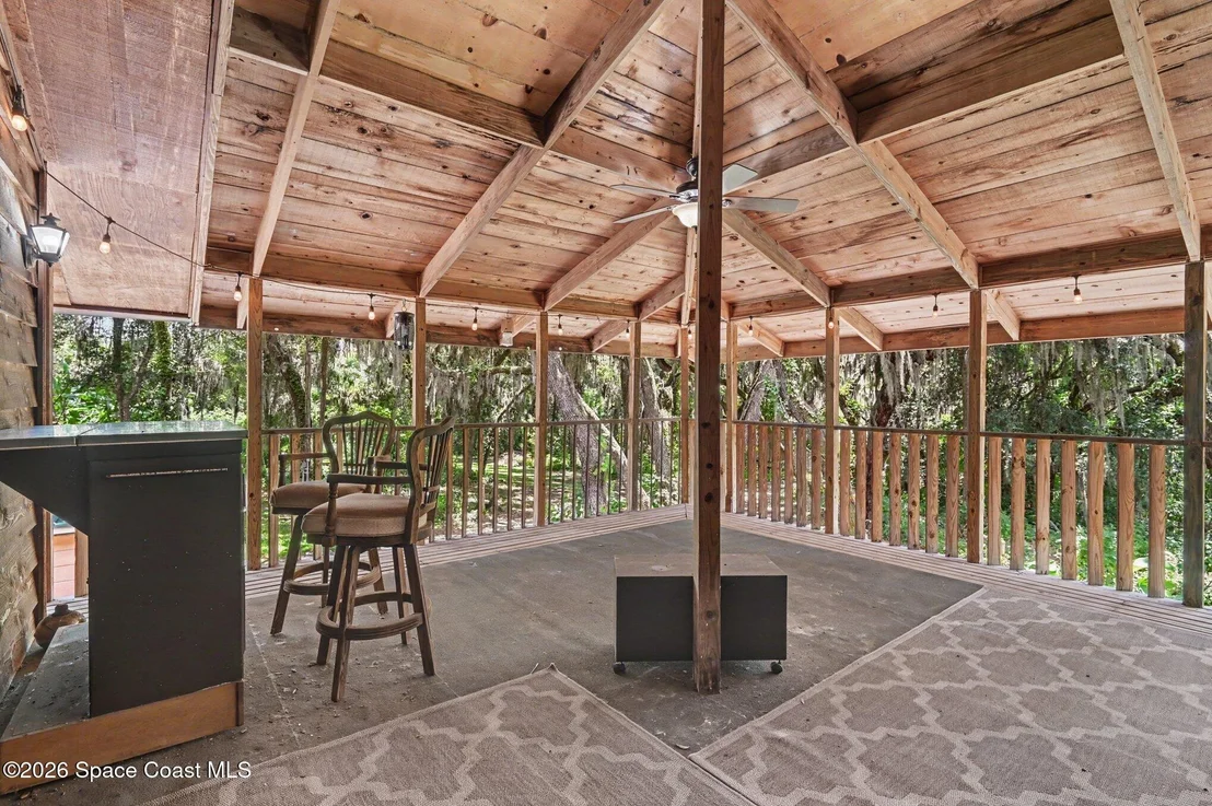 Photo of 2650 Lagrange Road