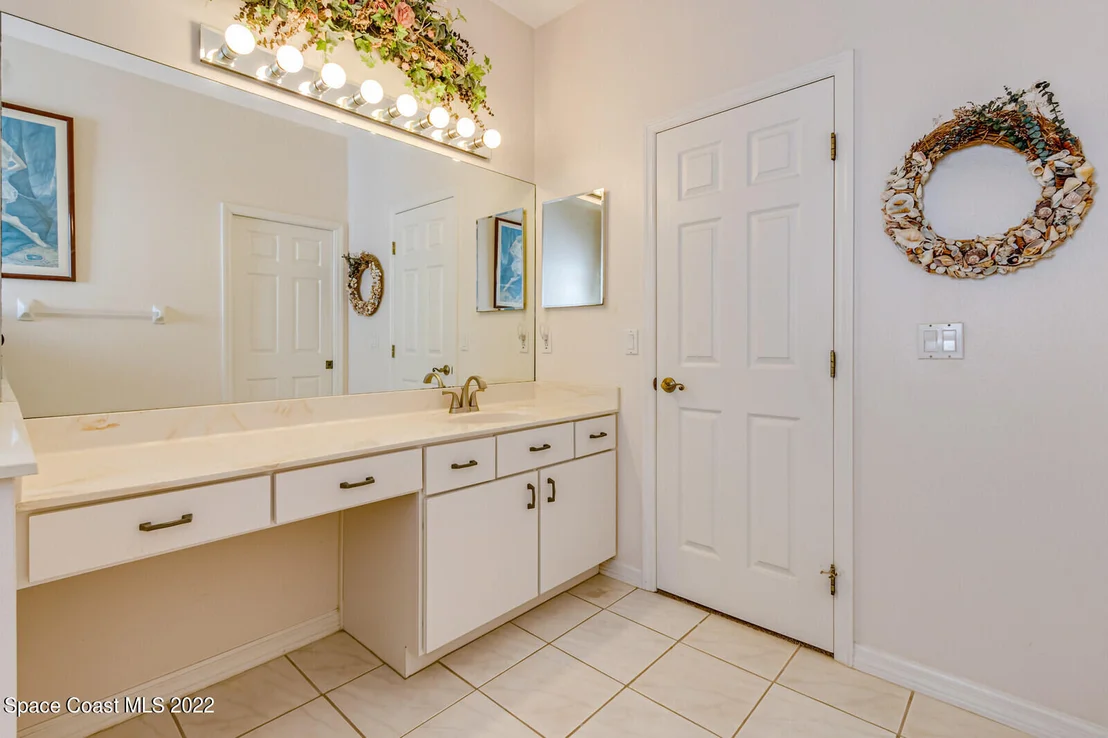 Photo of 1033 S Fork Circle