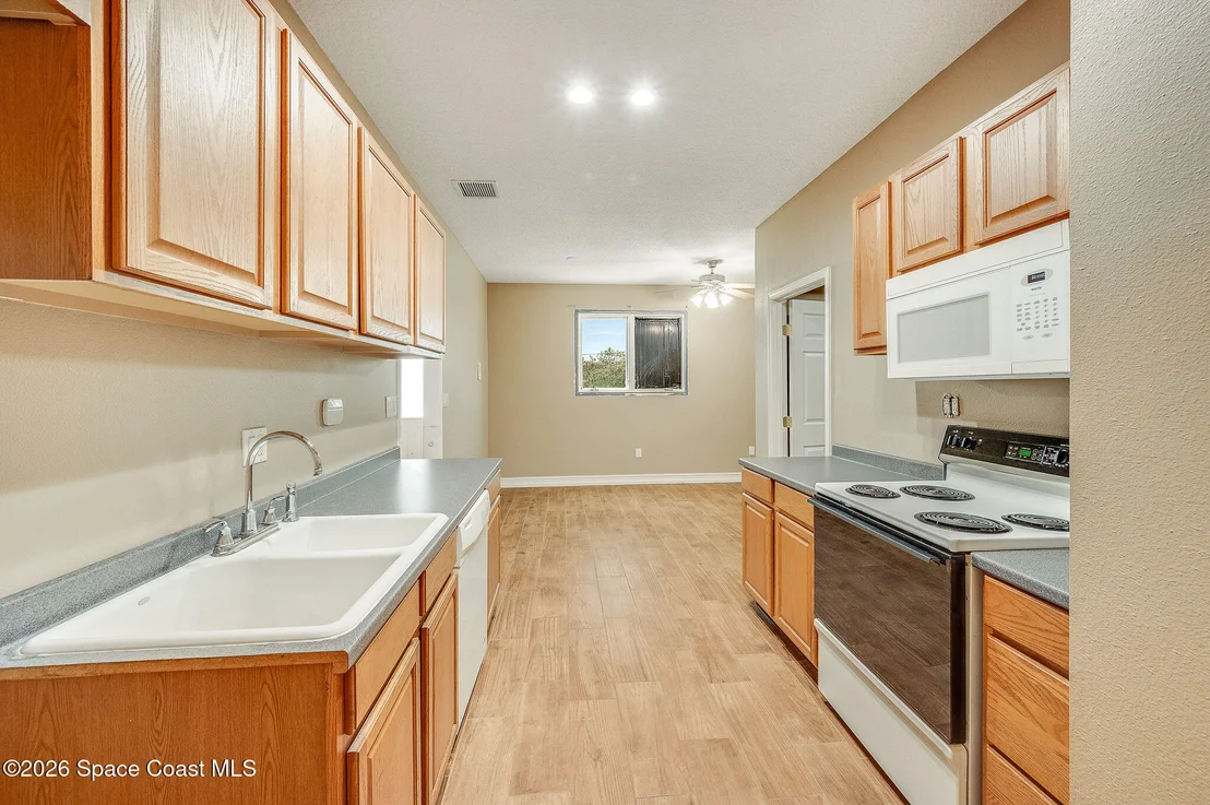 Photo of 2326 Holder Road