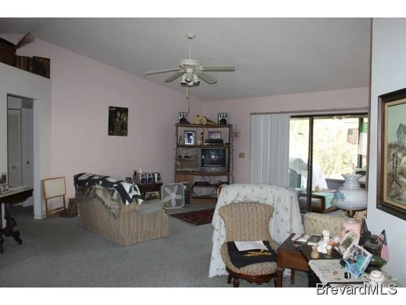Photo of 3542 Reign
