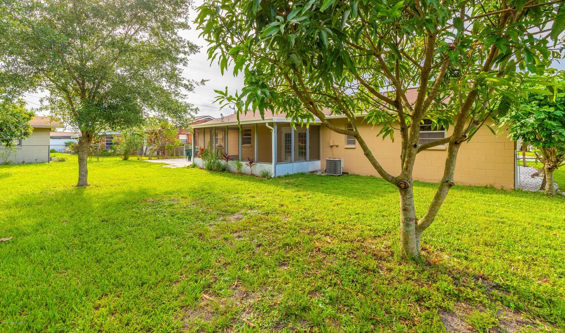 Photo of 1087 Hermosa Drive