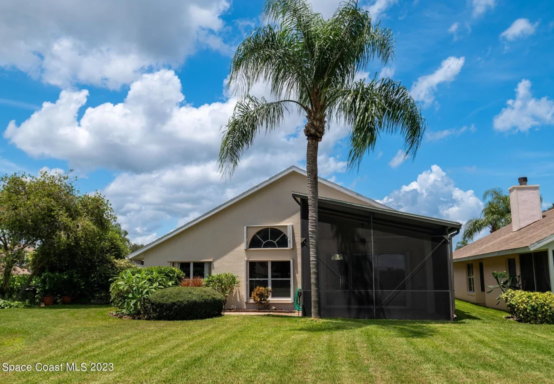 Photo of 3991 Saint Armens Circle