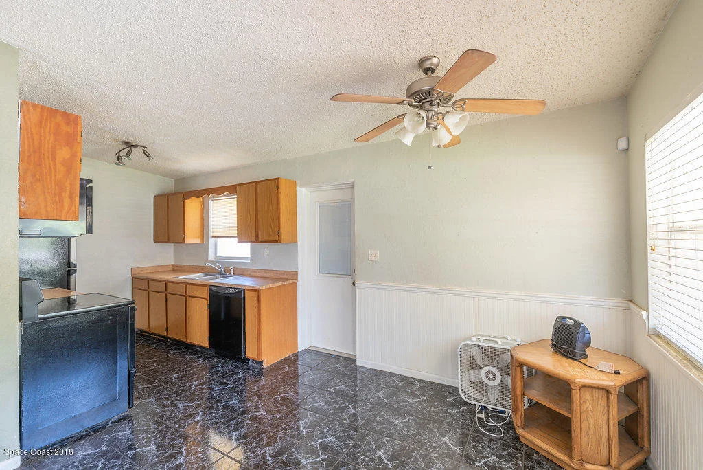 Photo of 28 W Azalea Circle