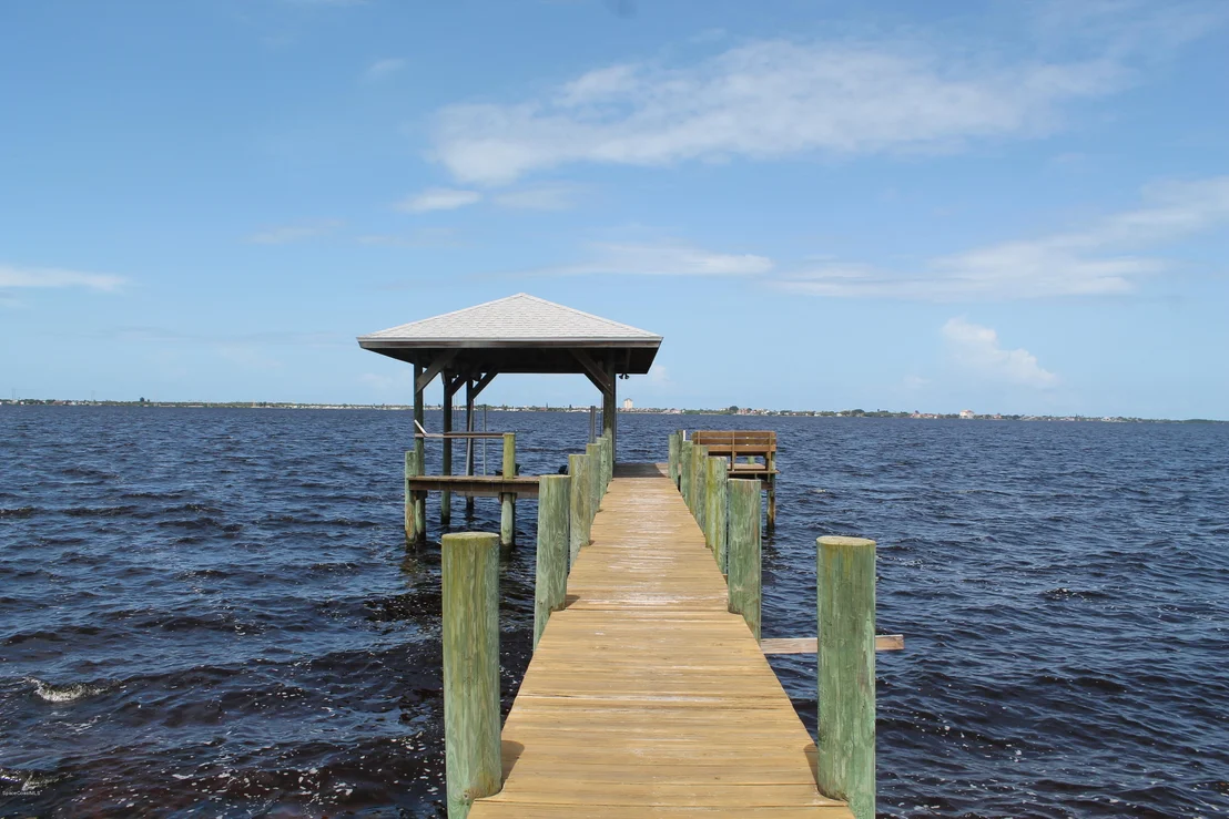 Photo of 1451 Anglers Drive NE