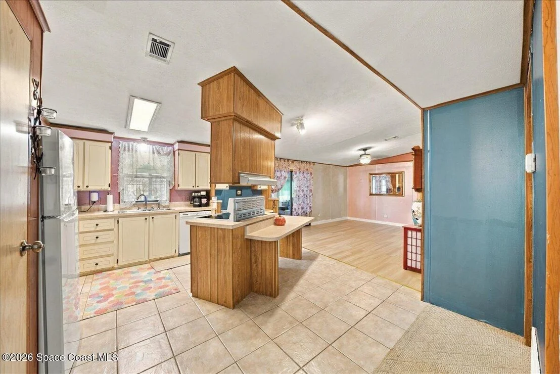 Photo of 5351 Bannock Street