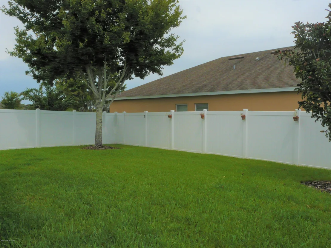 Photo of 1410 Corbett Lane