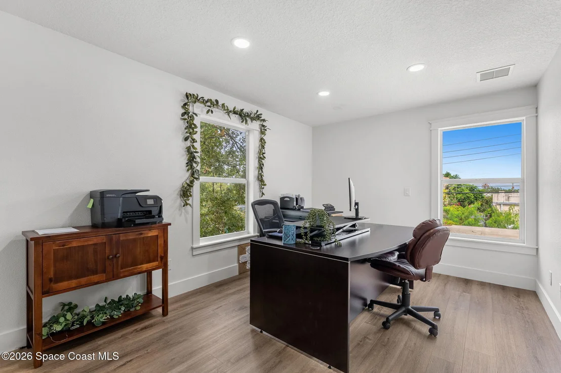 Photo of 1457 Guava Avenue