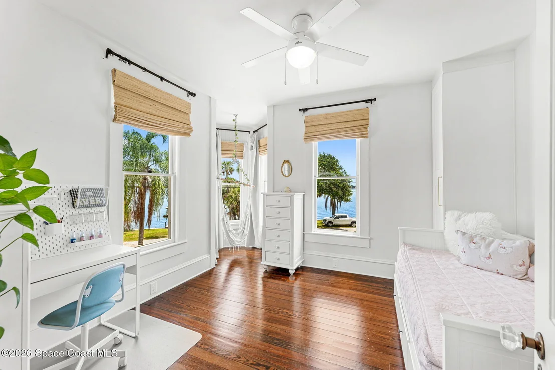 Photo of 1489 Rockledge Drive