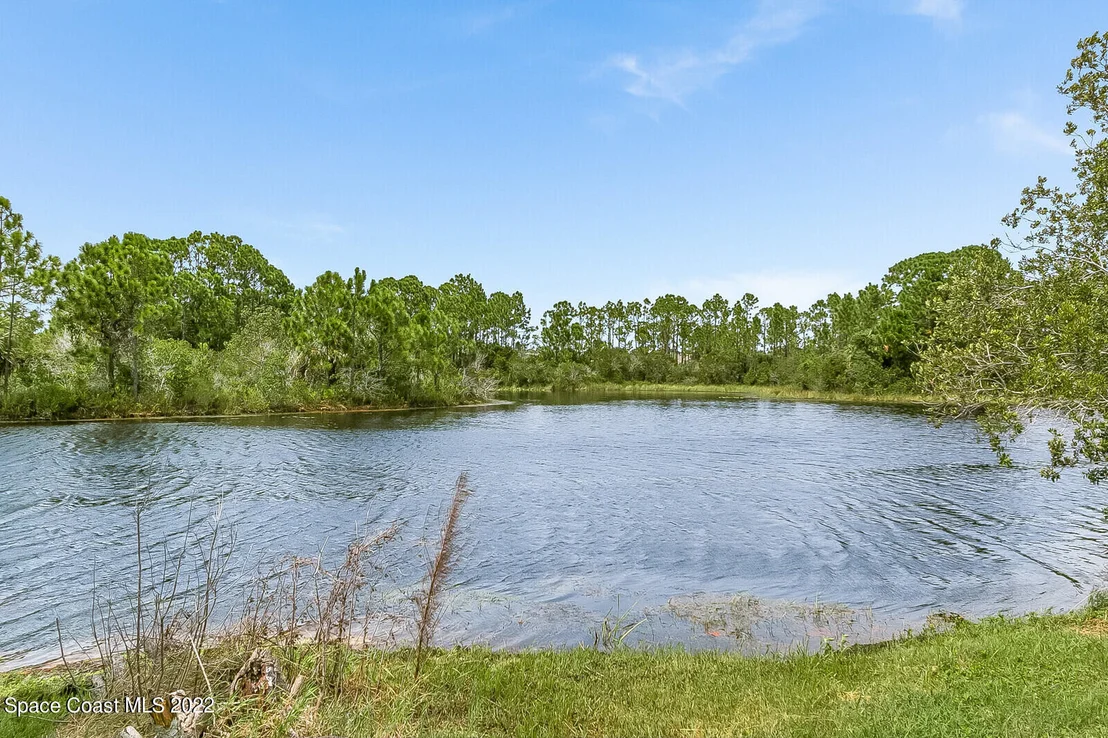 Photo of 1220 Starling Way