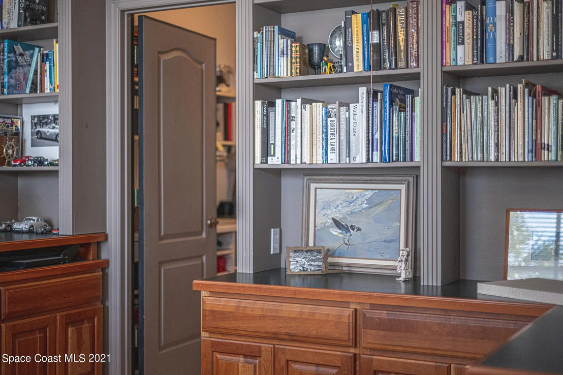 Photo of 176 Bayshore Drive