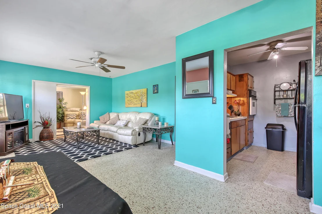 Photo of 711 Espanola Way