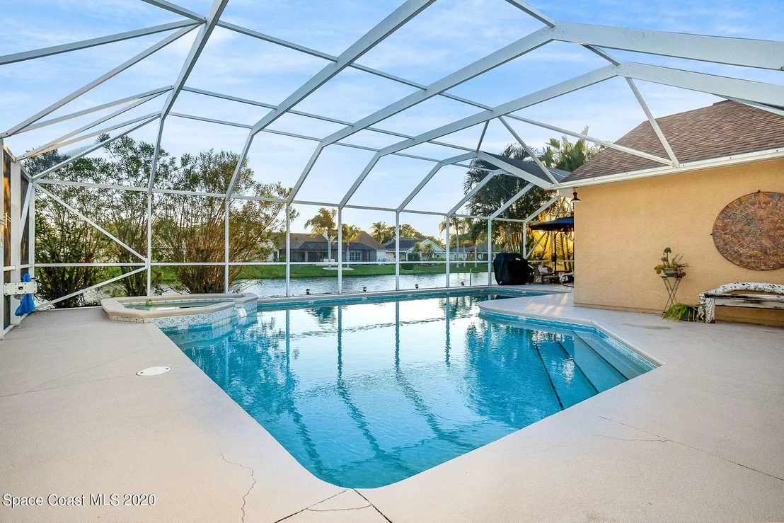 Photo of 1008 SABAL GROVE Drive