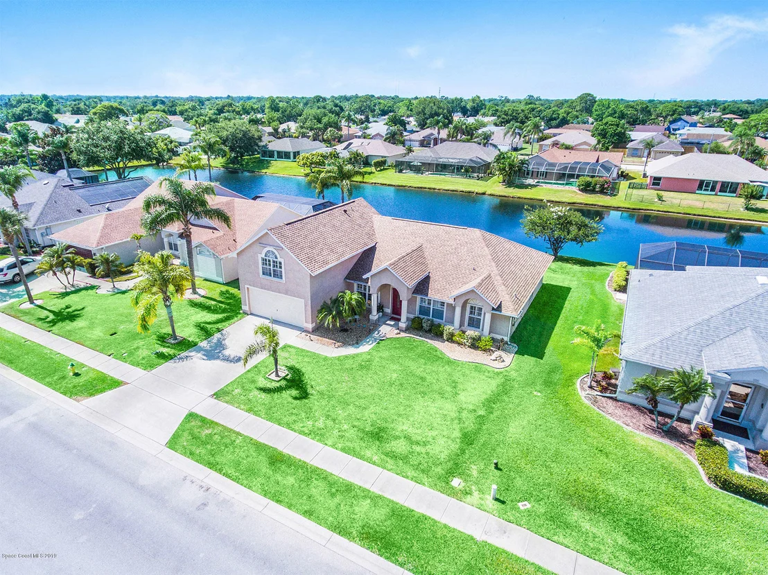 Photo of 968 Sabal Grove Drive