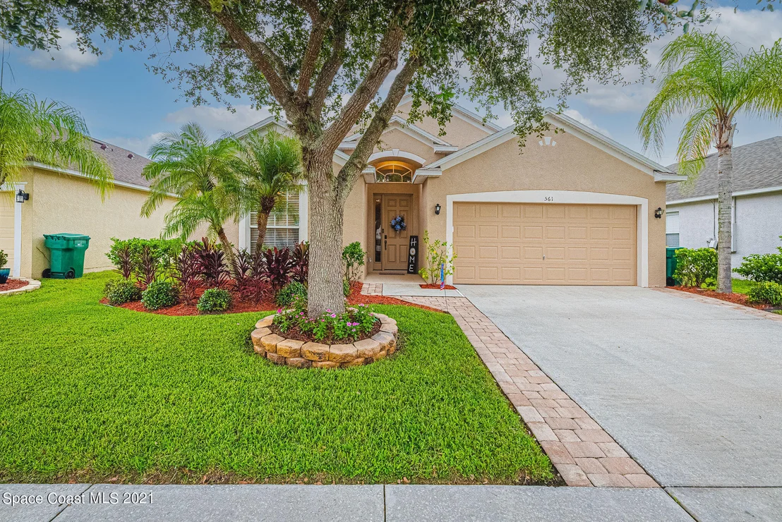 Photo of 561 Cressa Circle