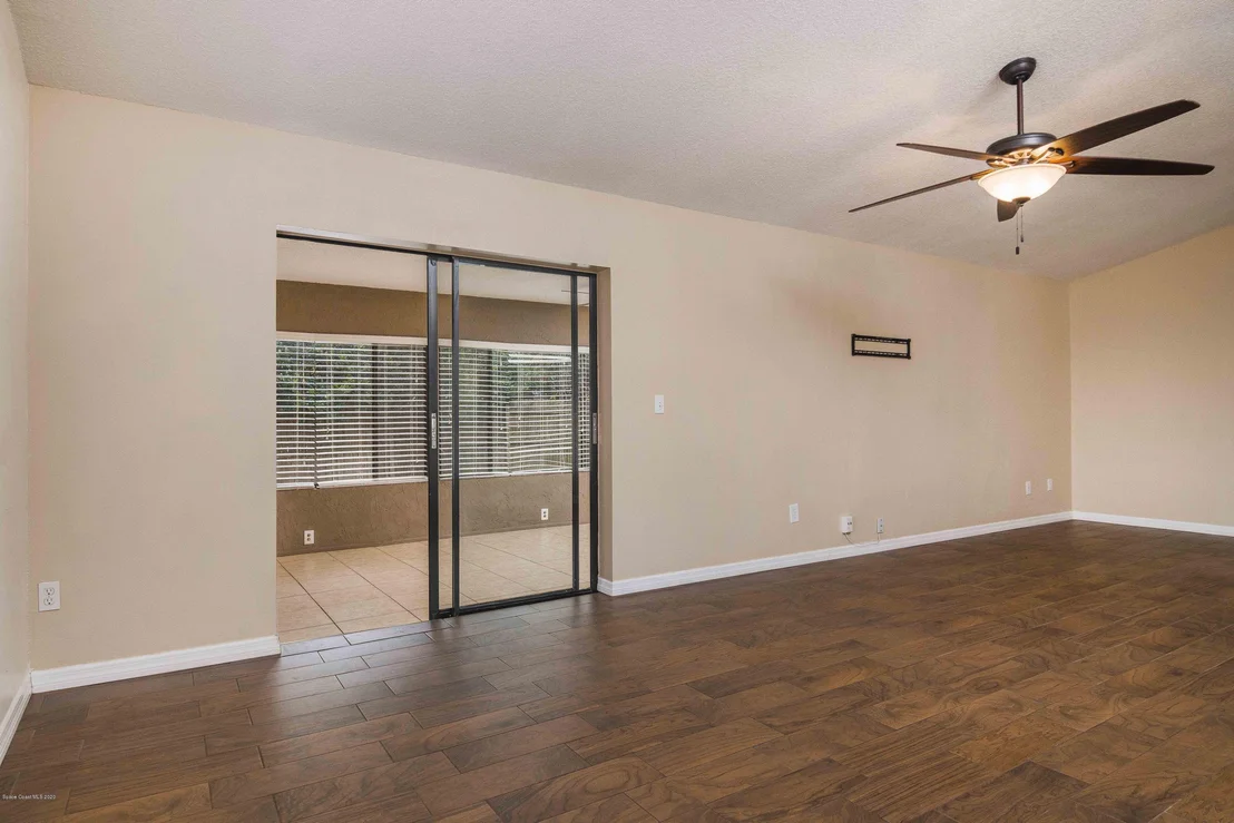 Photo of 1125 Fairlawn Drive