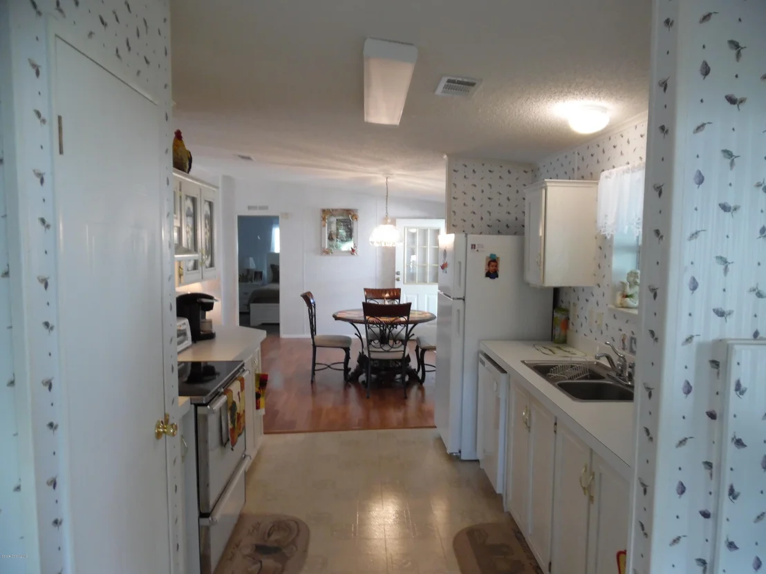 Photo of 7555 Blackhawk Road