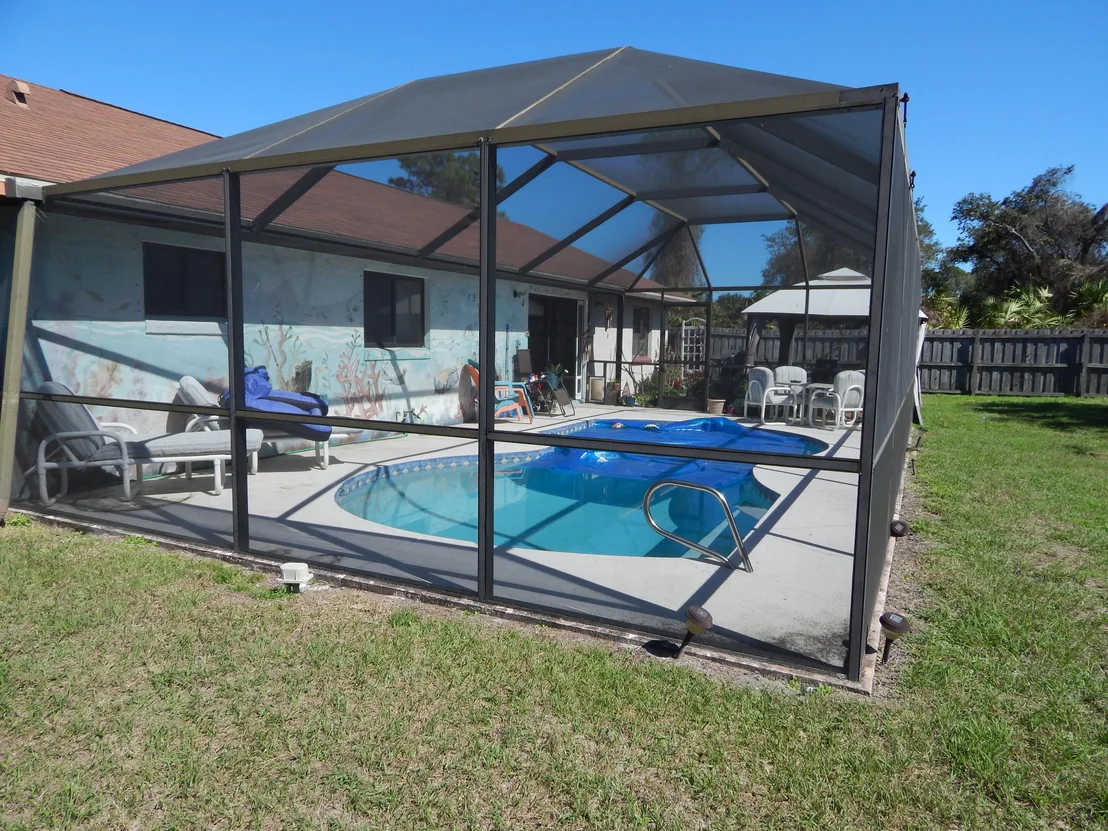 Photo of 7058 Bayfront Road