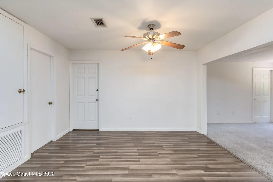 Photo of 1301 Freil Road NE