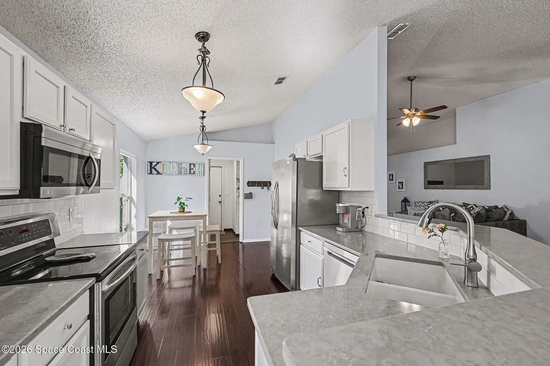Photo of 4057 Four Lakes Drive