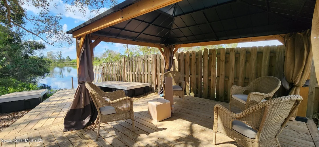 Photo of 208 Teal Drive