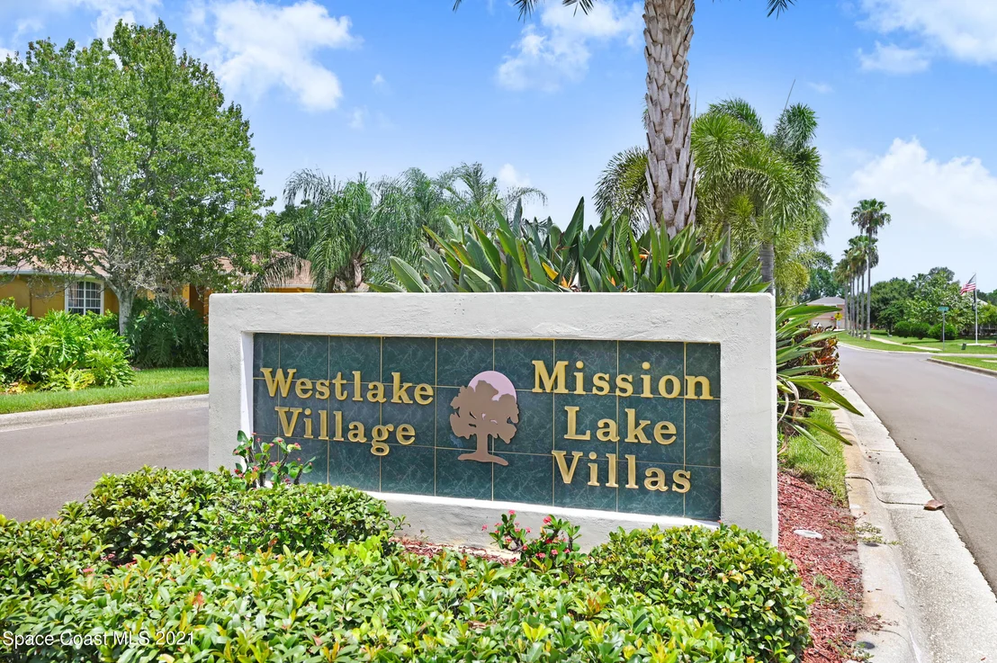 Photo of 425 Carmel Drive