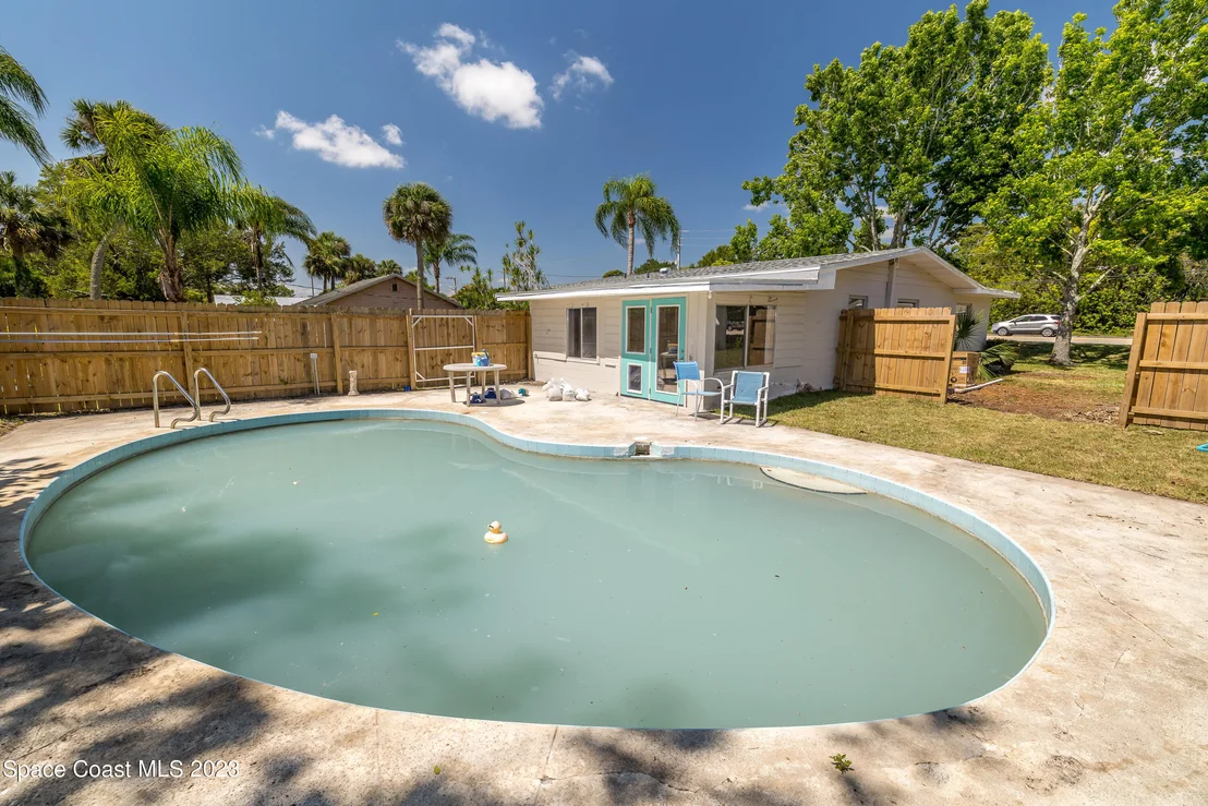 Photo of 2411 Dairy Road